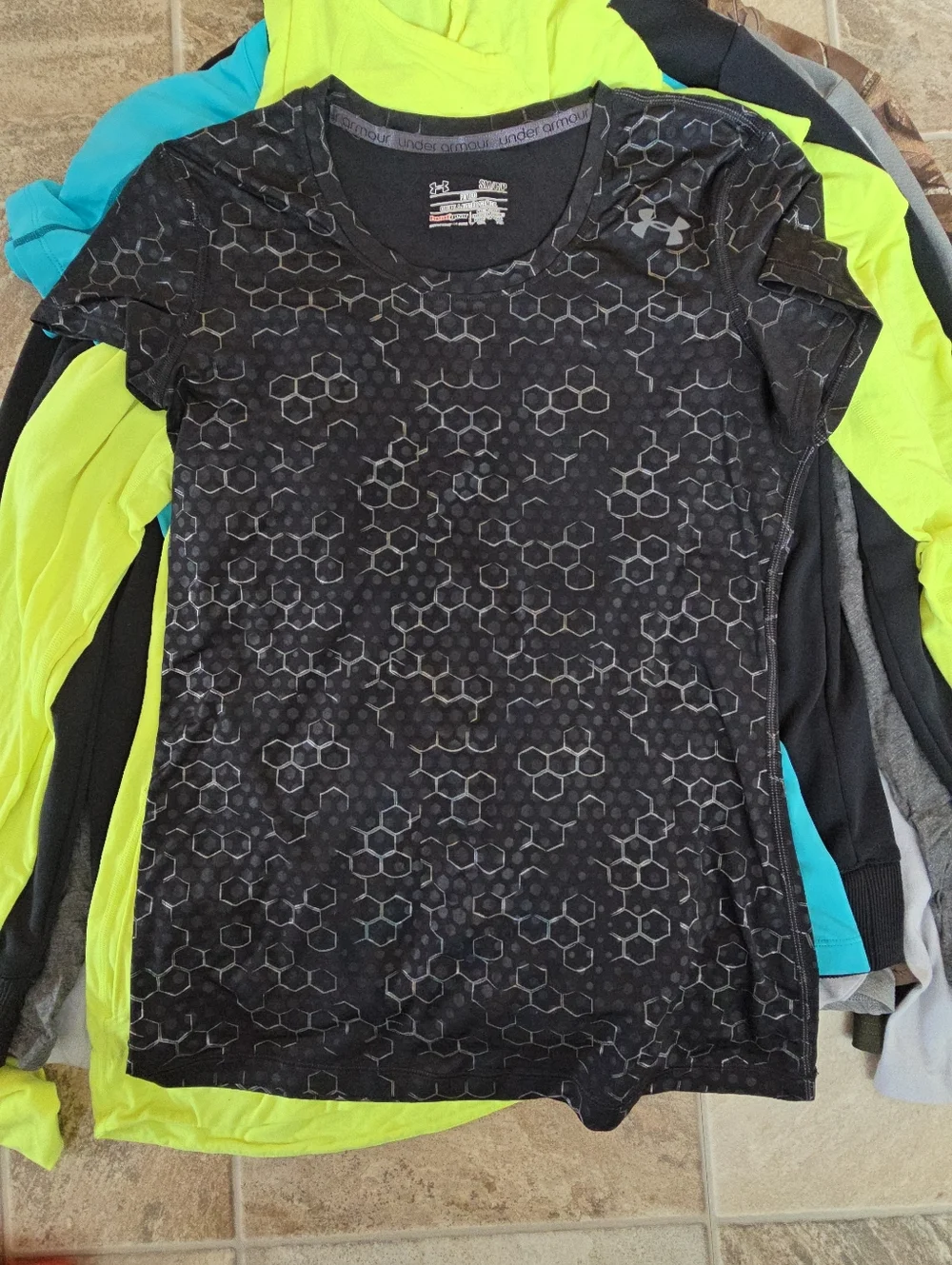 UNDER ARMOUR NIKE Etc SMALL WOMEN BUNDLE - Picture 9 of 10